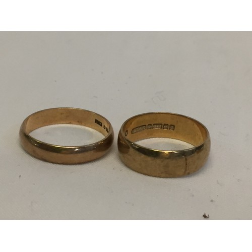 15 - FOUR 9ct GOLD RINGS (2 SIGNET & 2 WEDDING RINGS) 12.3gm