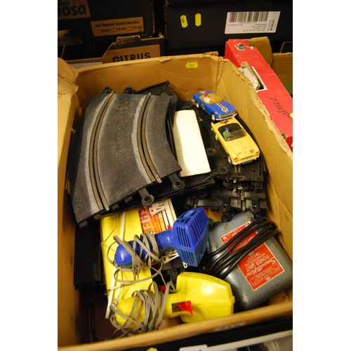 212 - SCALEXTRIC CAR RACING SET INCLUDING TRACK, 2 CARS, TRANSFORMER & 2 HAND SETS