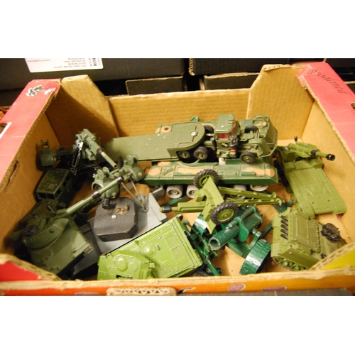 213 - QUANTITY OF DINKY & OTHER TANKS, FIELD GUNS, LORRIES, ETC