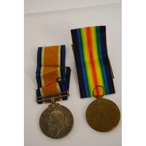 398 - PAIR OF WWI MEDALS AWARDED TO SPR S. CRAGG R.E. (107956)