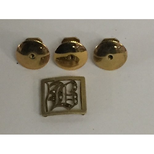 401 - 9ct PENDANT (0.9g), 3 9ct GOLD STUDS (2.9g)