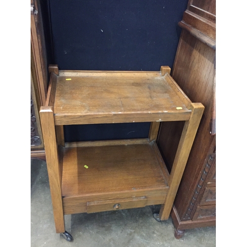 752 - VINTAGE OAK 2 HEIGHT TEA TROLLEY FITTED DRAWER