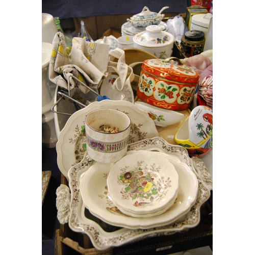 136 - QUANTITY OF DECORATIVE CHINA, ETC