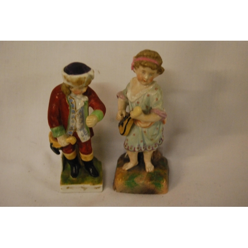 237 - PAIR OF 19TH CENTURY MEISSEN PORCELAIN FIGURES OF MUSICIAN & GALLANT (A/F)