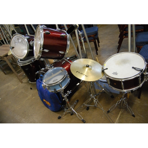 504 - LUDWIG RETRO DRUM KIT