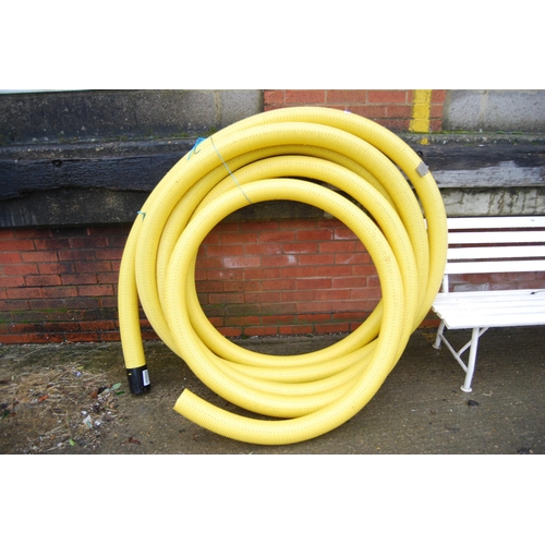 539 - ROLL OF GAS DUCTING PIPE