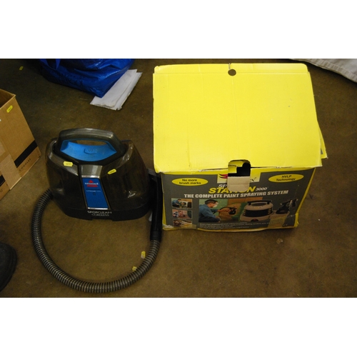 95 - BISSELL LITHIUM-ION SPOTCLEAN CLEANER & SPRAY STATION