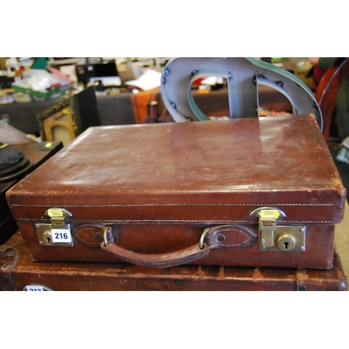 216 - HIGH QUALITY VINTAGE LEATHER TRAVEL CASE WITH BRASS LOCKS