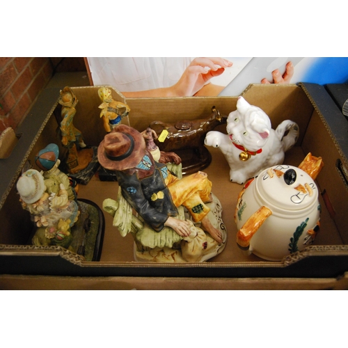 47 - PRICE HUNTING TEAPOT WITH FOX MASK SPOUT, FIGURINES, COW CREAMER, ETC