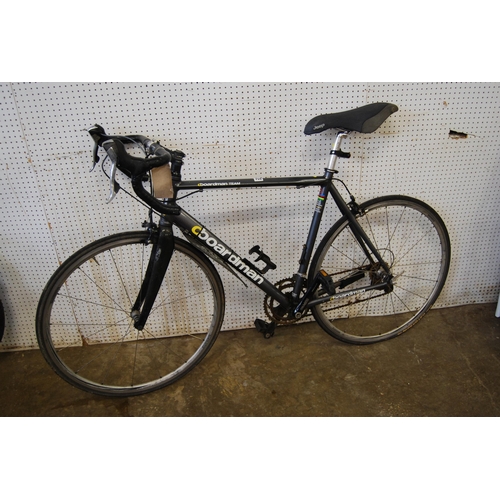 759 - BOARDMAN TEAM ROAD BIKE P2300284841