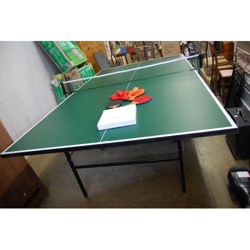 BUTTERFLY FOLDING TABLE TENNIS TABLE & ACCESSORIES