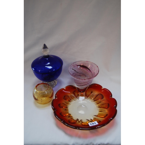 101 - 4 PIECES OF MURANO GLASSWARE