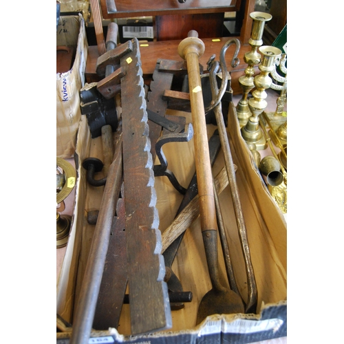 164 - QUANTITY OF VINTAGE HAND TOOLS INCLUDING CHAMPION PIPE WRENCH NO. 2, PAIR OF WOODEN CLAMPS, PAIR OF ... 