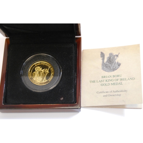 288 - 9CT GOLD BRIAN BORU MEDAL (4g PROOF)