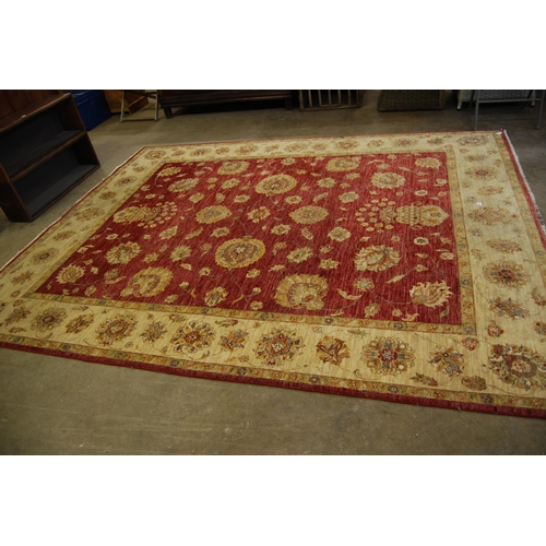 510 - BORDERED WOOL CARPET 241CM X 309CM