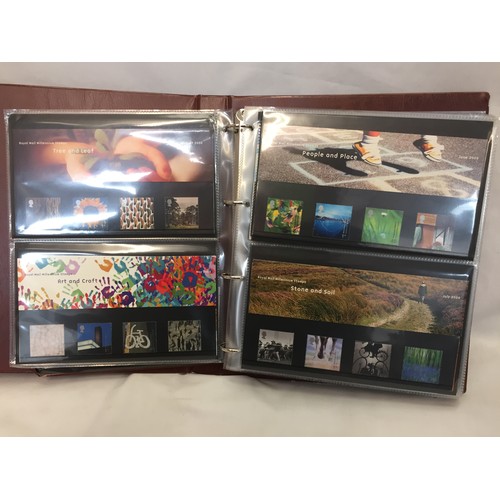 322 - 9 ALBUMS OF ROYAL MAIL PRESENTATION PACKS AND 1 ALBUM OF ROYAL MAIL FIRST DAY COVERS (THE PHOTOS SHO... 