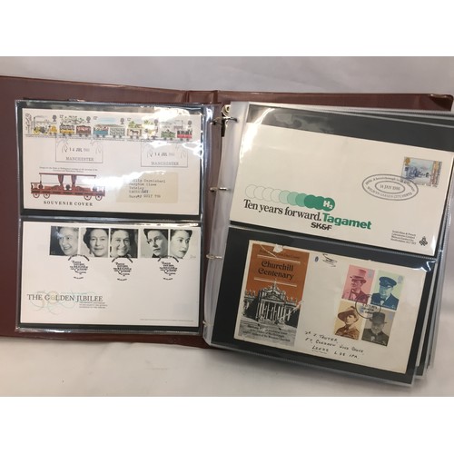 322 - 9 ALBUMS OF ROYAL MAIL PRESENTATION PACKS AND 1 ALBUM OF ROYAL MAIL FIRST DAY COVERS (THE PHOTOS SHO... 