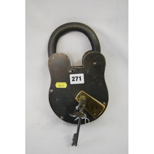 271 - LARGE PADLOCK WITH 2 KEYS (15)