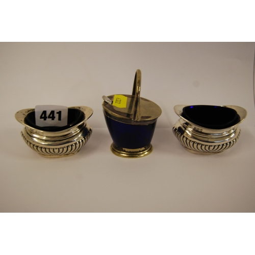 441 - PAIR OF SILVER SALTS WITH GADROONED DECORATION AND BLUE GLASS LINERS AND SILVER PLATED BRISTOL BLUE ... 