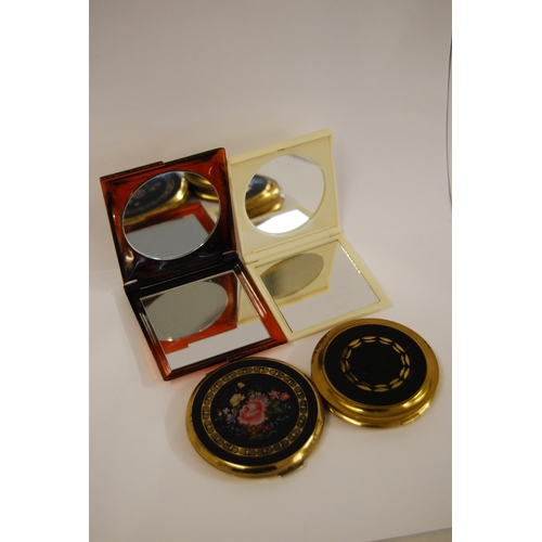 443 - 2 LADIES MIRRORS & 2 COMPACTS