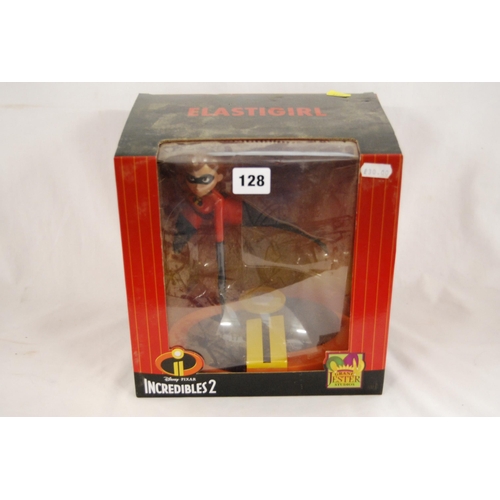 128 - BOXED DISNEY SHOWCASE FIGURE OF 