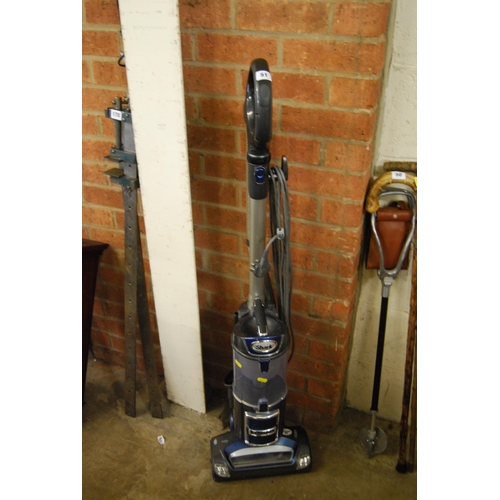 51 - SHARK ROTATOR VACUUM CLEANER