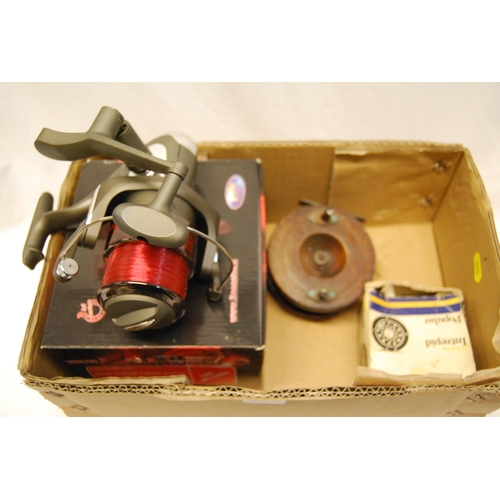 124 - VIGOR LN70 FD SPINNING FISHING REEL, INTREPID POPULAR FLY REEL AND 19TH CENTURY WOOD & BRASS REEL