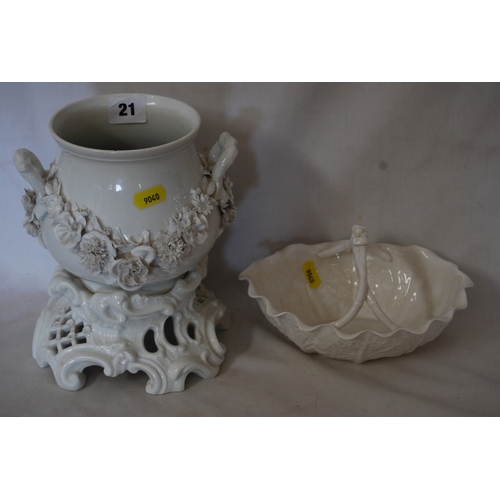 Lot 21        