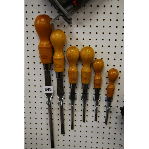 SET OF 6 CROWN TOOLS SCREWDRIVERS