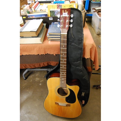 193 - DA VINCI ACOUSTIC GUITAR WITH CASE