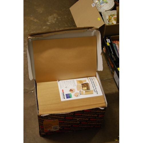 220 - BOX OF NEW GUARDIAN PEEL & SEAL 250 X C4 ENVELOPES (224 X 229MM)