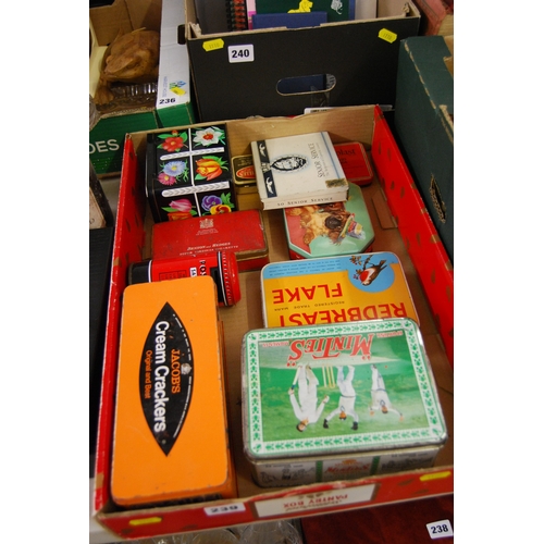 239 - QUANTITY OF VINTAGE TINS