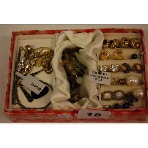 Lot 10        
