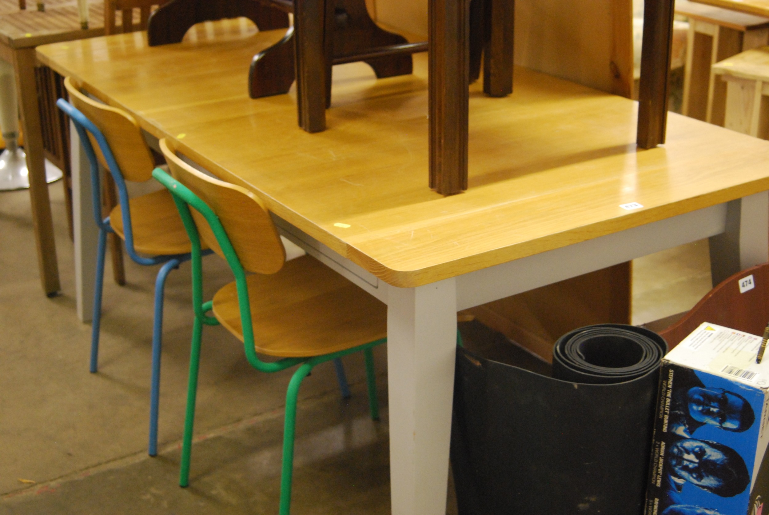 LIGHT OAK DINING TABLE ON PAINTED BASE WITH 2 CHAIRS