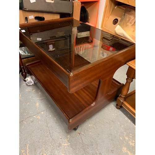 273 - Glass top coffee table with shelf underneath