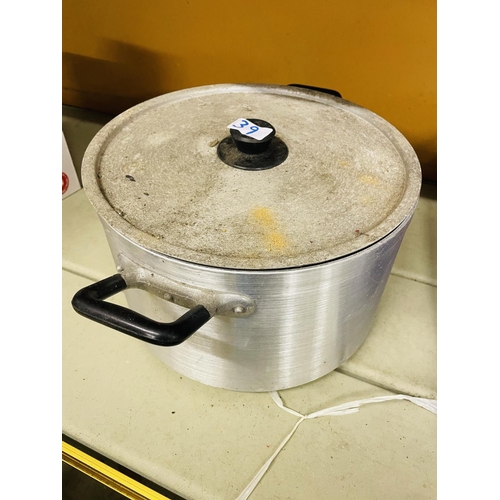 39 - Large sauce pand and lid