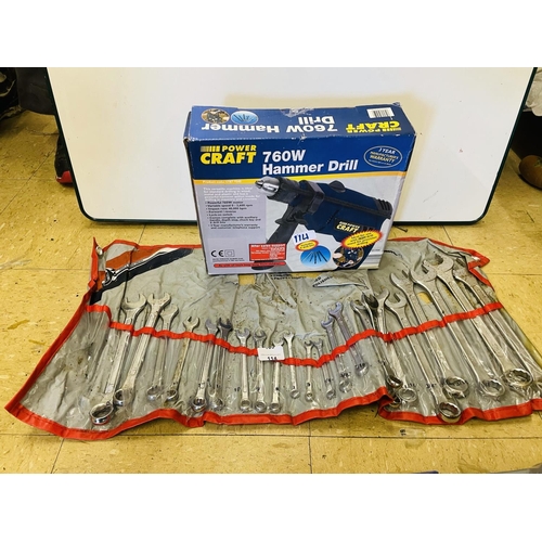 114 - 760w Hammer drill and set of spanners