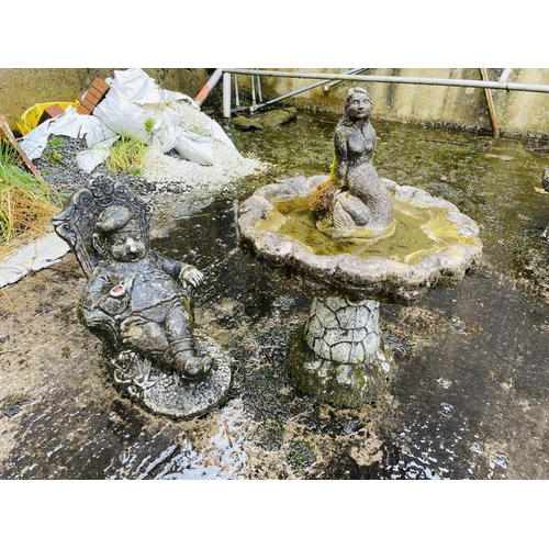 330 - garden feature and bird bath