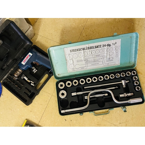 170 - Viking rechargeable drill and socket set