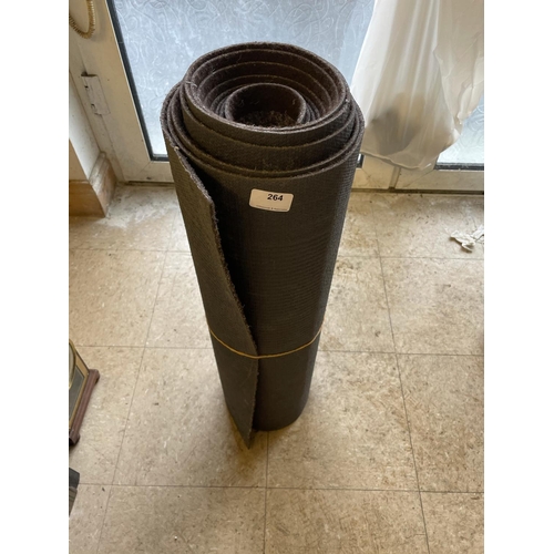 264 - Roll of carpet