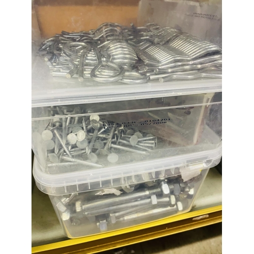 122 - Boxes of tractor clips, R clips etc, various sizes