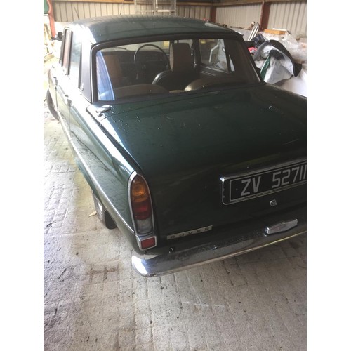 415 - Two Vintage Cars, 1973 Rover P6, 2 litre petrol, in good order, running, with tax book
Rover P6, 2.2... 