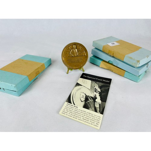 93 - A collection of 4 Sigmund Freud medals in original boxes