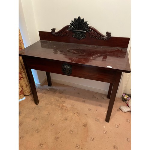 209 - A Georgian mahogany hall table, 42'' x 28'' x 19''d