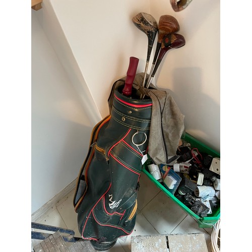 355 - Vintage golf clubs and bag