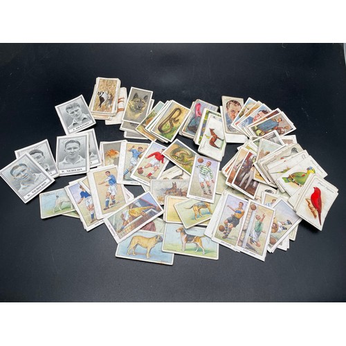 104 - Large collection of vintage cigarette cards