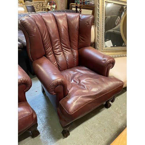 195 - Pair of quality leather easy chairs, very comfortable and sturdy