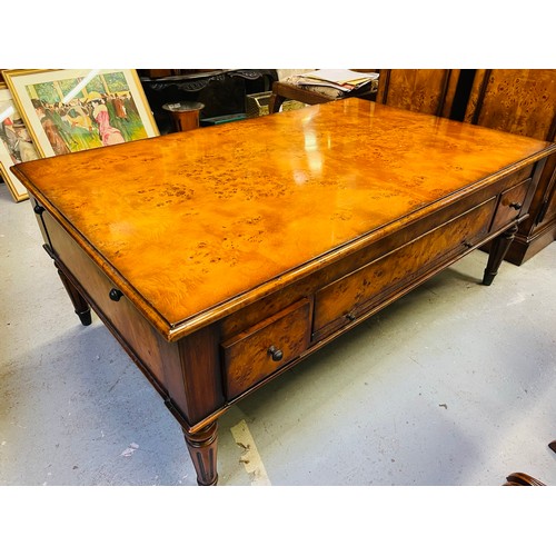 224 - Large coffee table by Theodore Alexander with 2 pull out leaf's and six drawers, 4'l x 30''d x 19''h