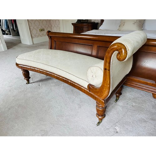 92A - Superb Victorian chaise lounge in light oak on castors with cream upholstery. 68''l x 33''h