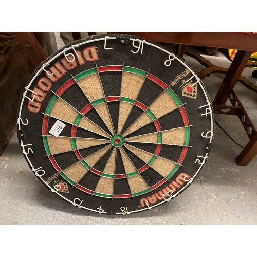 170 - Winmau, dart board